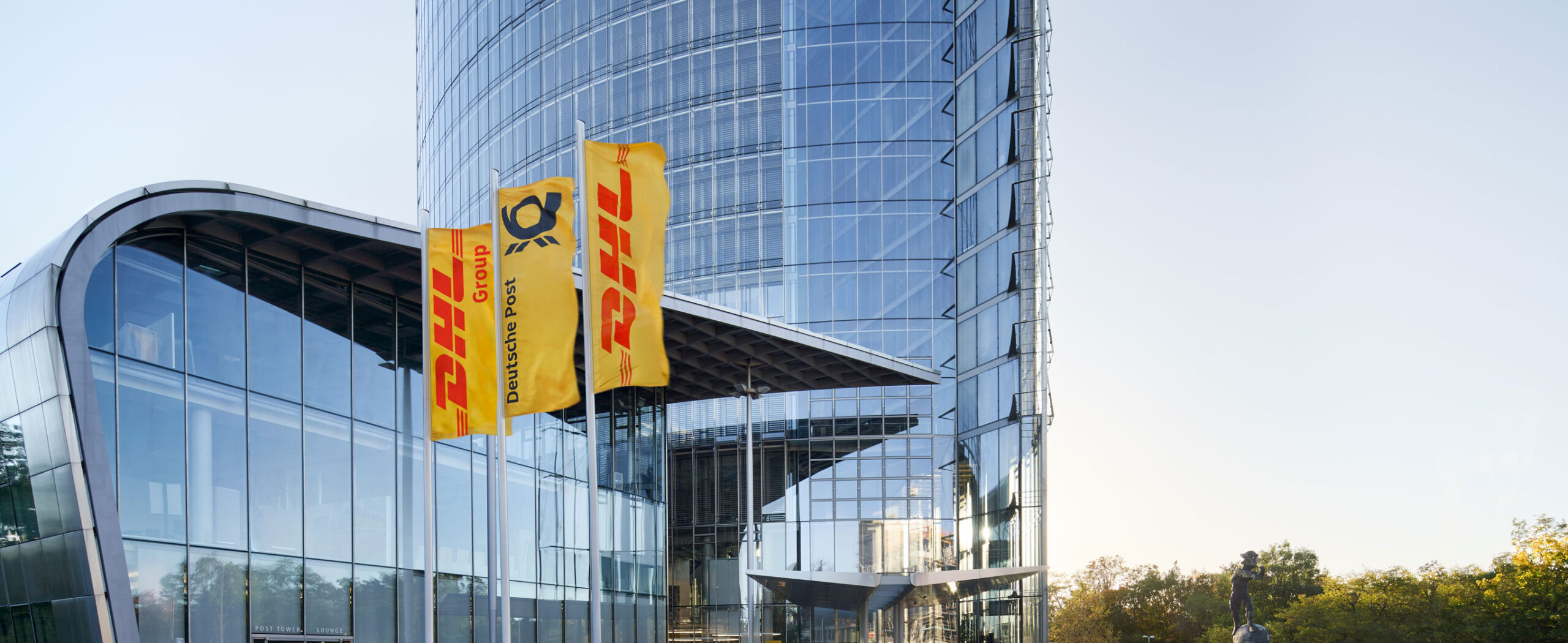 DHL的空运量下降在2023年第四季度放缓